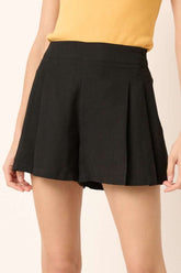 Mittoshop Side Invisible Zipper Pleated Shorts Black OutfitFlow