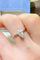 2 Carat Moissanite 925 Sterling Silver Ring White OutfitFlow