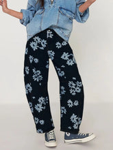 Printed Wide Leg Jeans Black OutfitFlow
