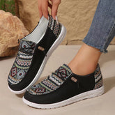 Geometric Round Toe Flat Slip-Ons Black OutfitFlow