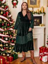 Plus Size Lace Patchwork V-Neck Balloon Sleeve Midi Dress Dark Green OutfitFlow