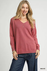 Umgee V-Neck High Low Hem Knit Top with Side Slit MAUVE OutfitFlow