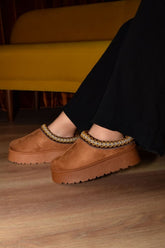 Embroidered Trim Round Toe Platform Boots Brown OutfitFlow
