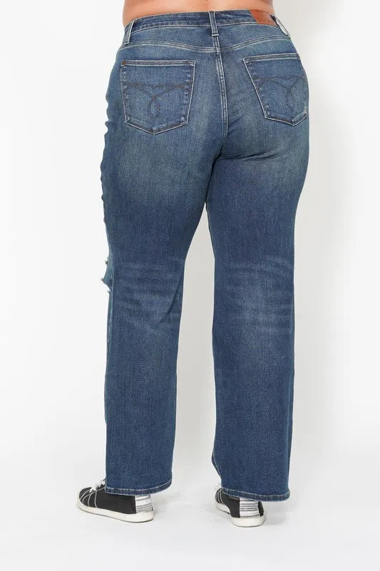 Judy Blue Full Size Hw Ripped Knee Dad Jeans Plus Size OutfitFlow
