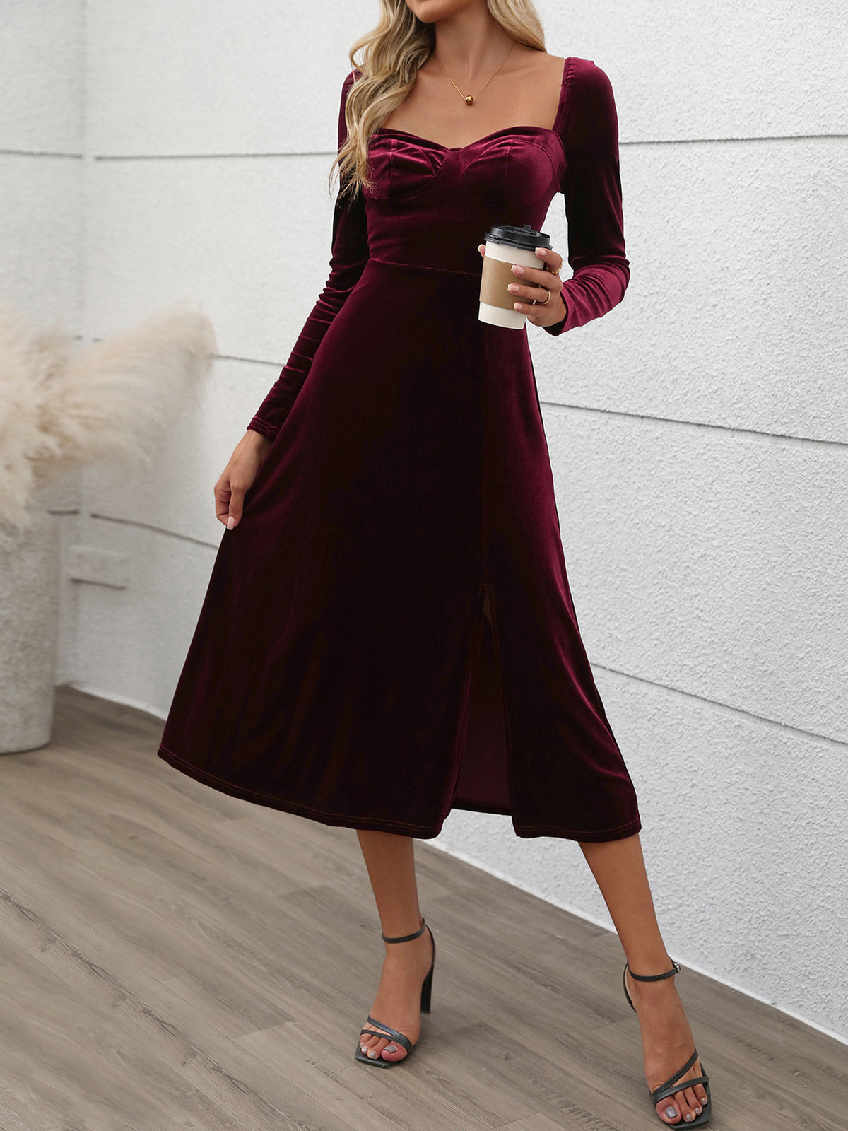 Outfit Flow - Perfee Sweetheart Neck Long Sleeve Midi Dress