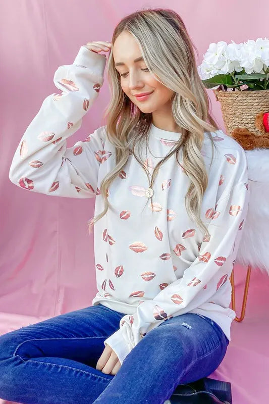 And The Why Kiss Pink Foil Allover Print Pullover Sweatshirts OutfitFlow