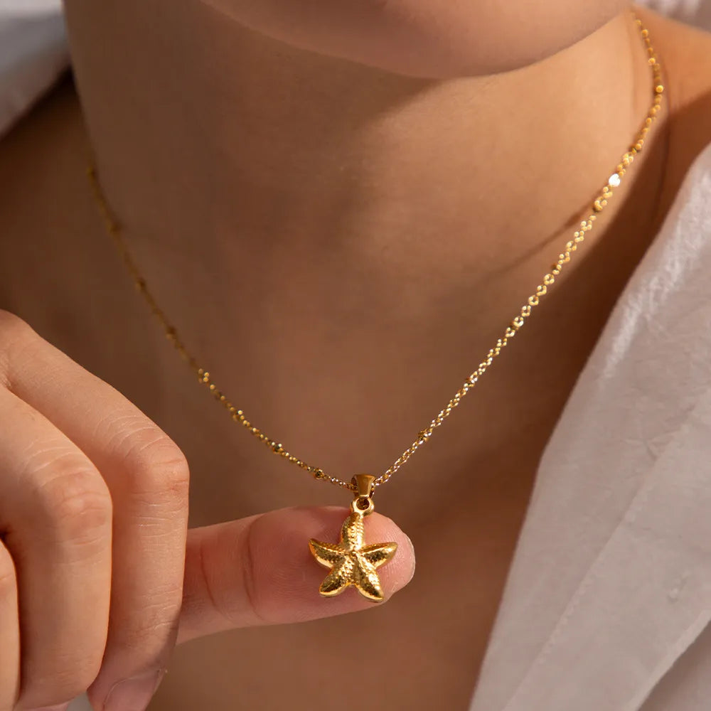 18K Gold Plated Starfish Pendant Necklace OutfitFlow