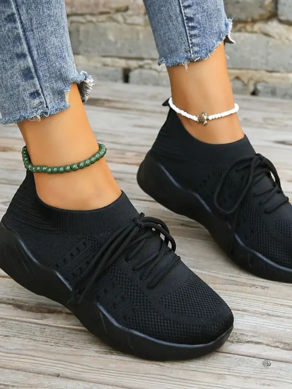 Mesh Round Toe Flat Athletic Sneakers