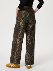 Outfit Flow - Leopard Straight Jeans with Pockets