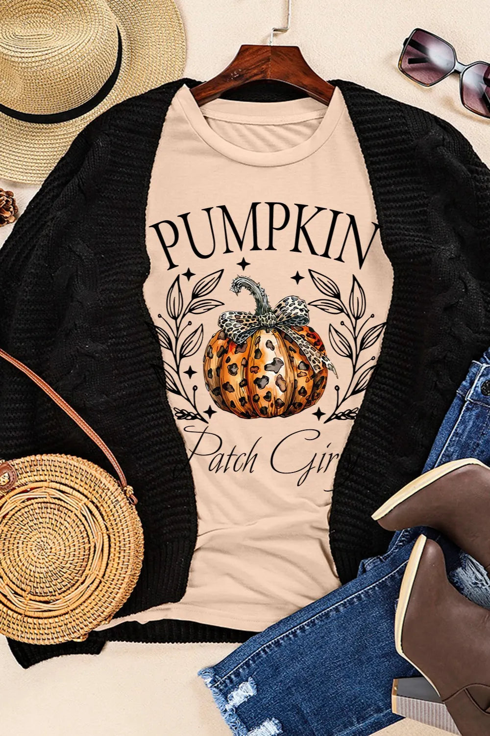Pumpkin Graphic Round Neck Short Sleeve T-Shirt OutfitFlow