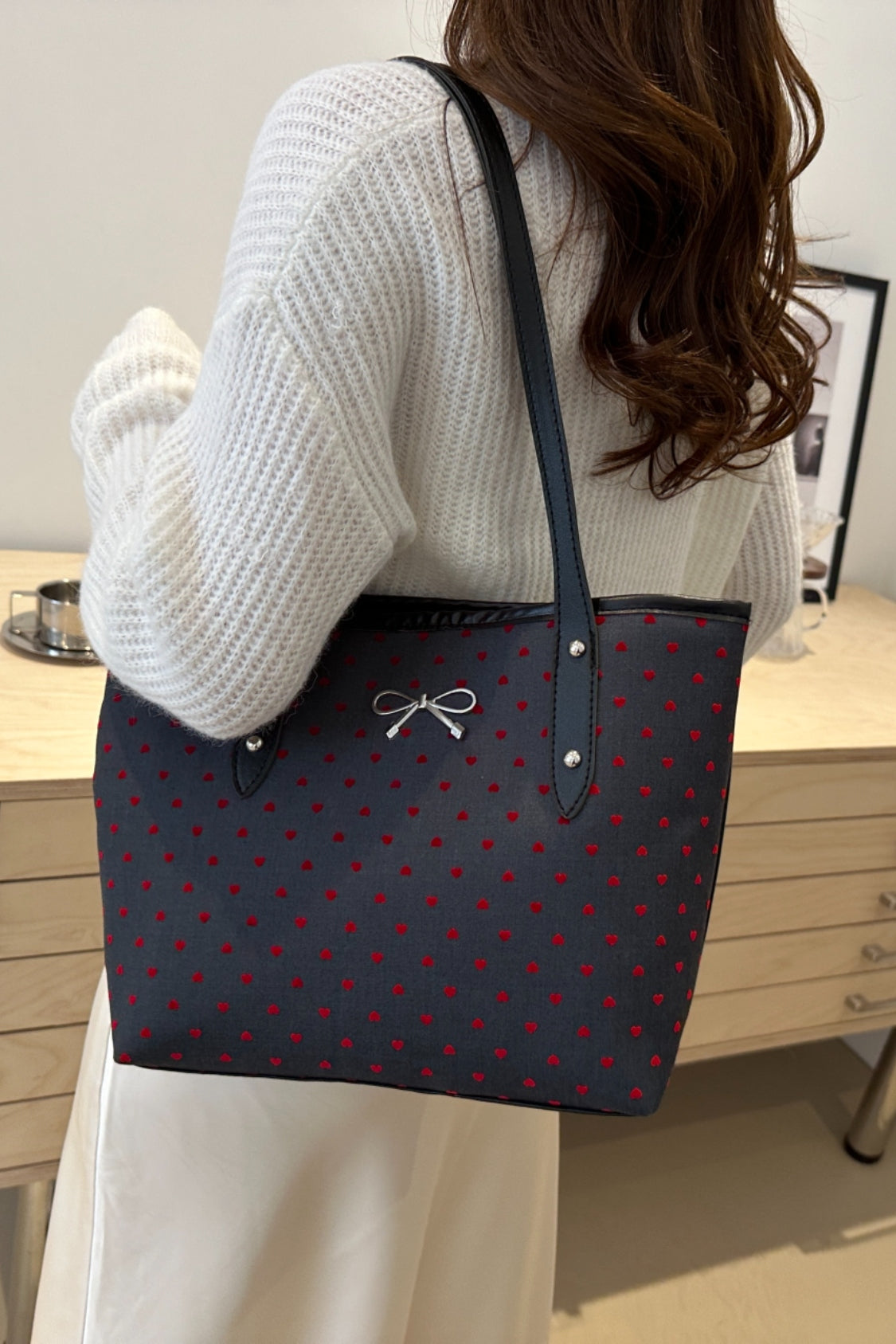 Outfit Flow - Bow Trim Polyester Tote Bag