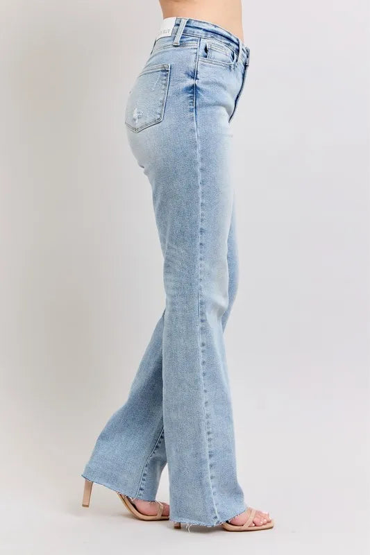 Judy Blue Full Size Mid Rise Light Wash Dad Jeans Plus Size OutfitFlow