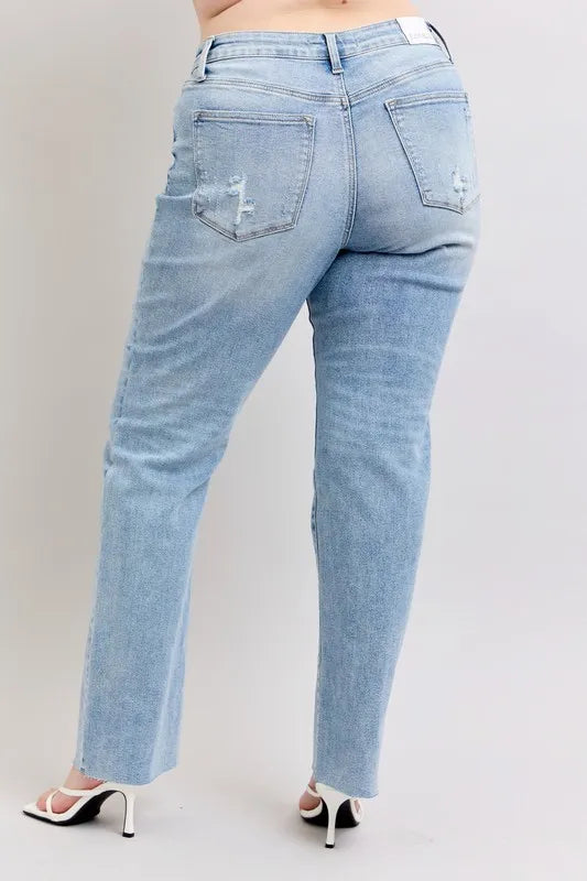 Judy Blue Full Size Mid Rise Light Wash Dad Jeans Plus Size OutfitFlow