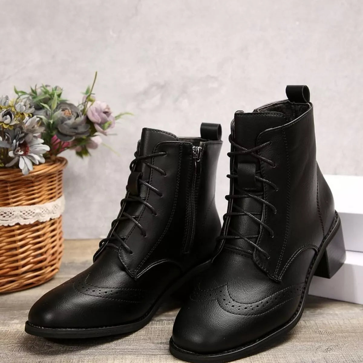 Lace-Up Ankle Boots with Zipper Trendsi