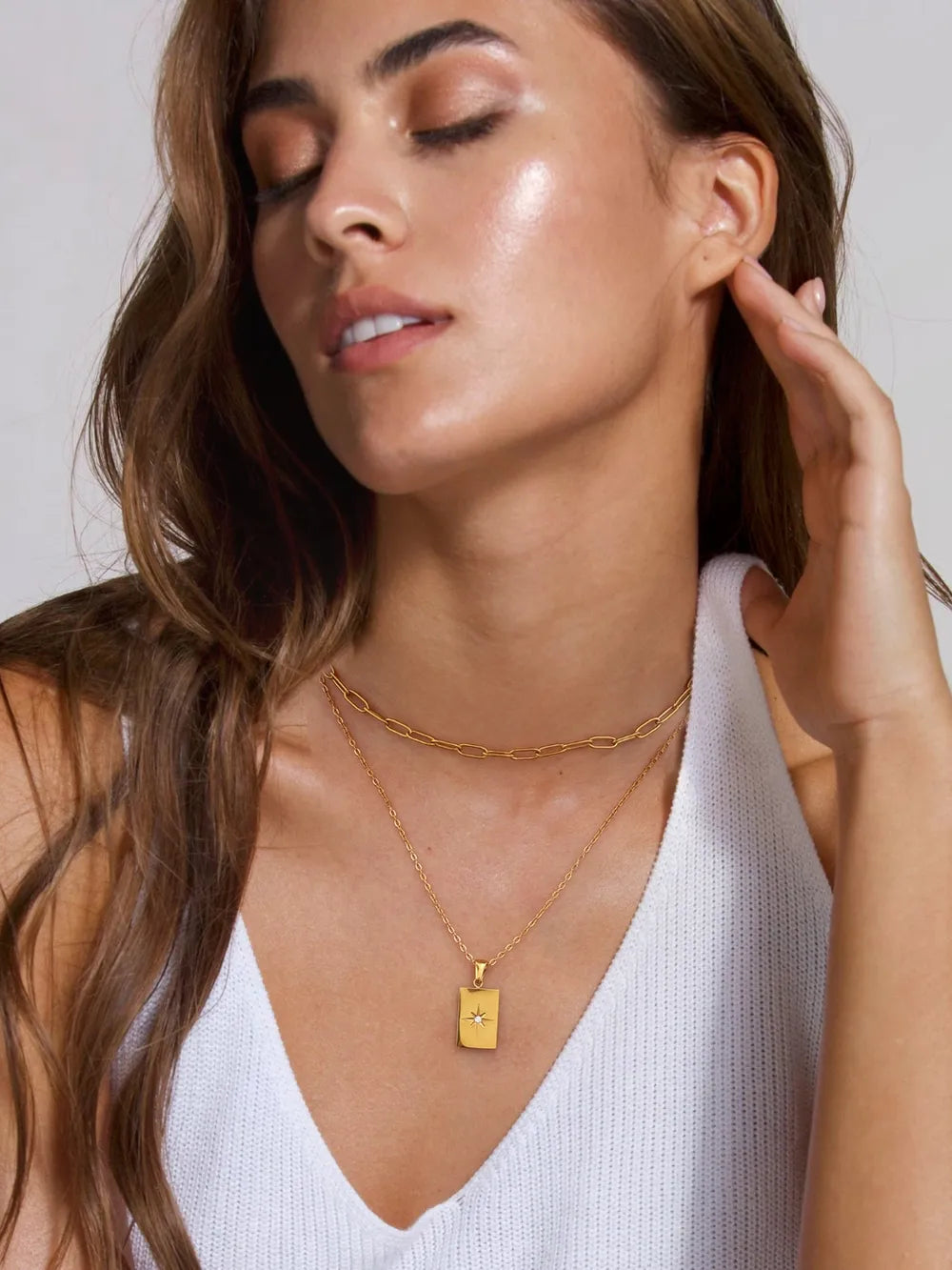 18K Gold-Plated Stainless Steel Double-Layered Necklace OutfitFlow