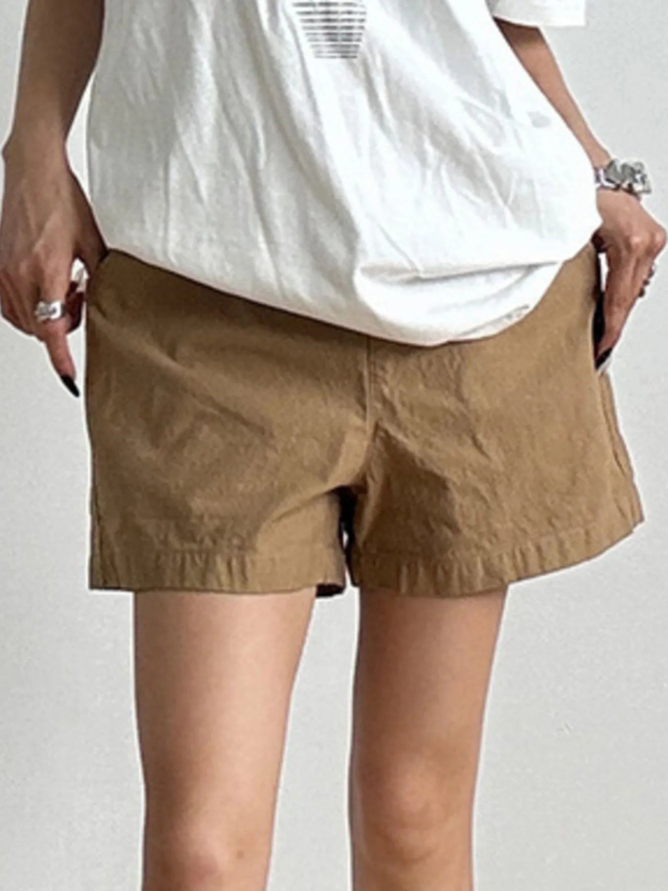 Elastic Waist Casual Shorts OutfitFlow
