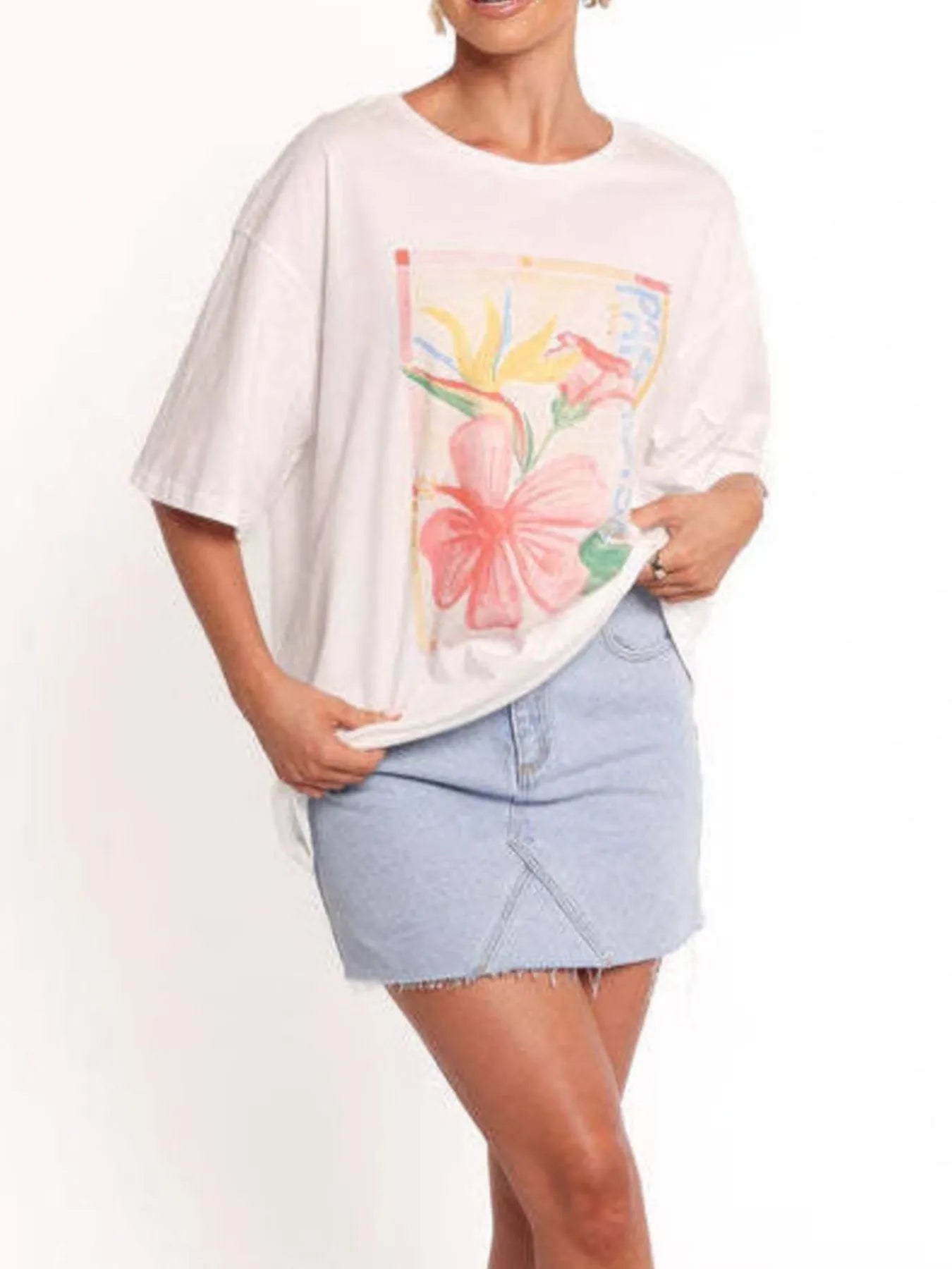 Graphic Round Neck Short Sleeve T-Shirt OutfitFlow