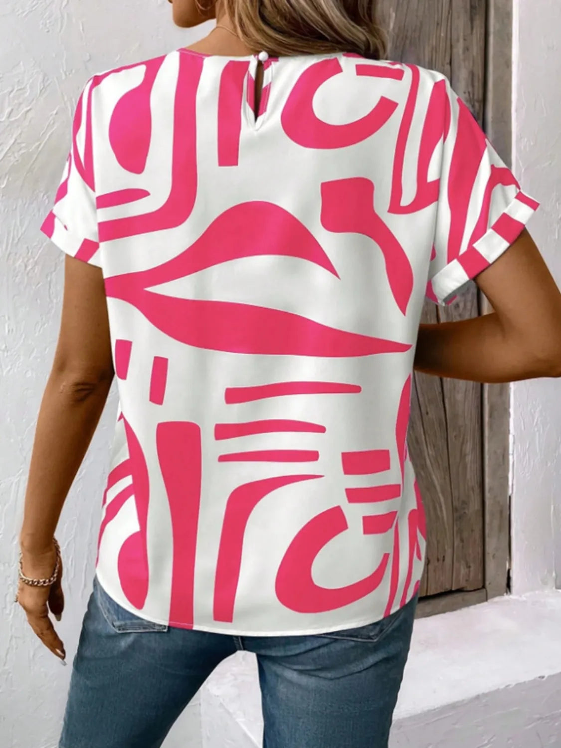 Contrast Round Neck Short Sleeve Blouse OutfitFlow