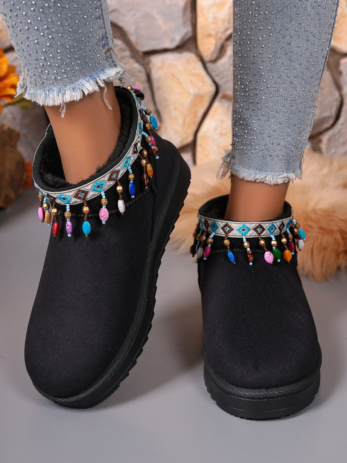 Outfit Flow - Thermal Faux Fur Beaded Platform Boots