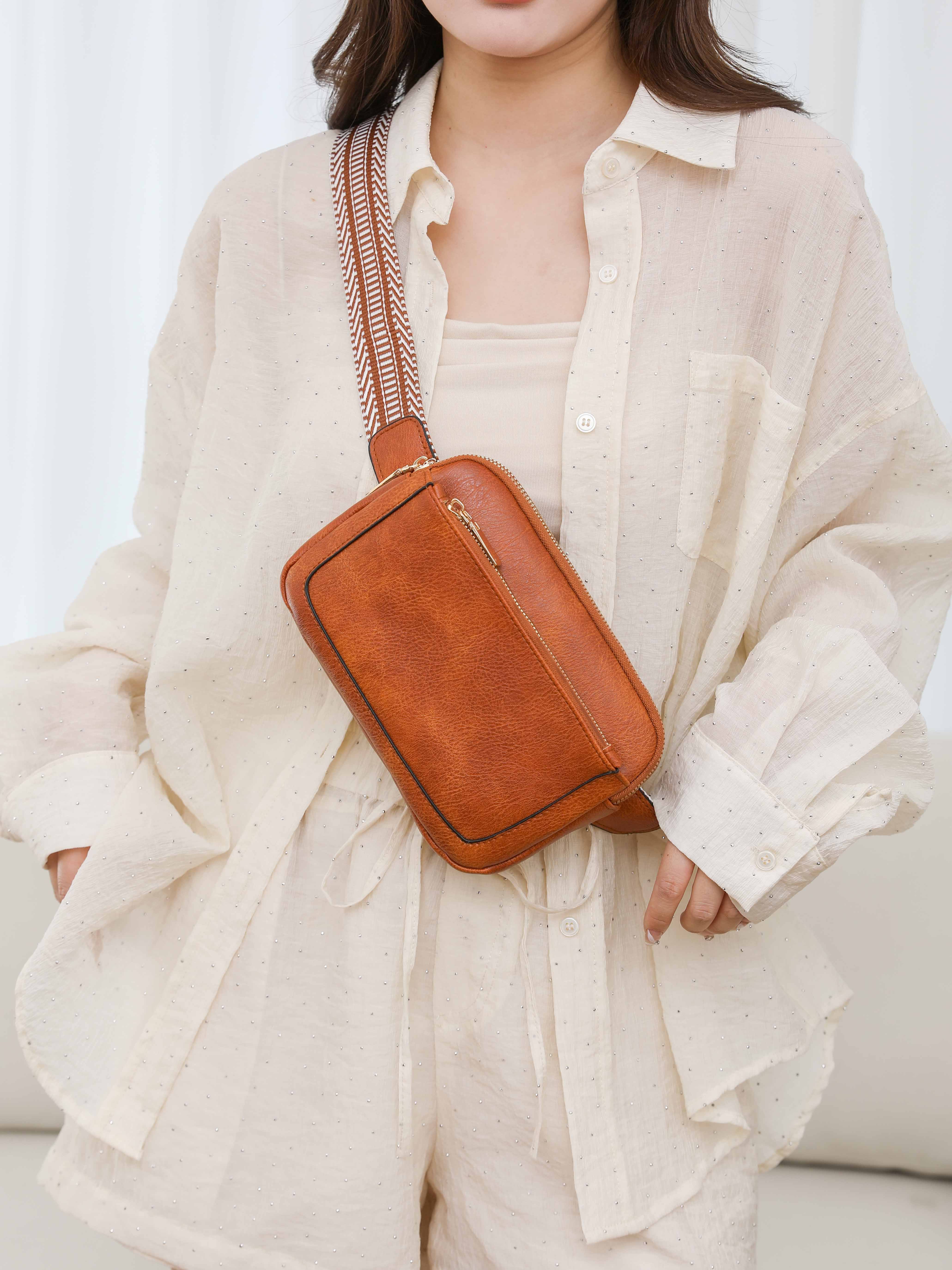 Outfit Flow - PU Leather Rectangle Crossbody Bag