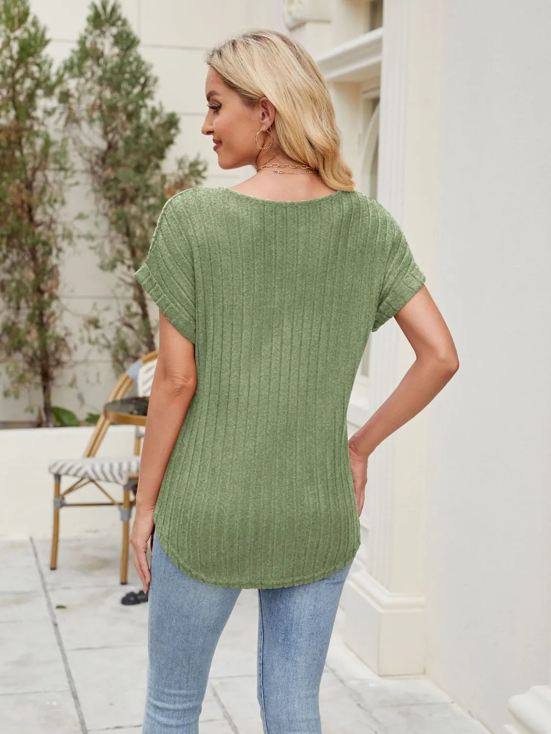 Round Neck Short Sleeve T-Shirt OutfitFlow