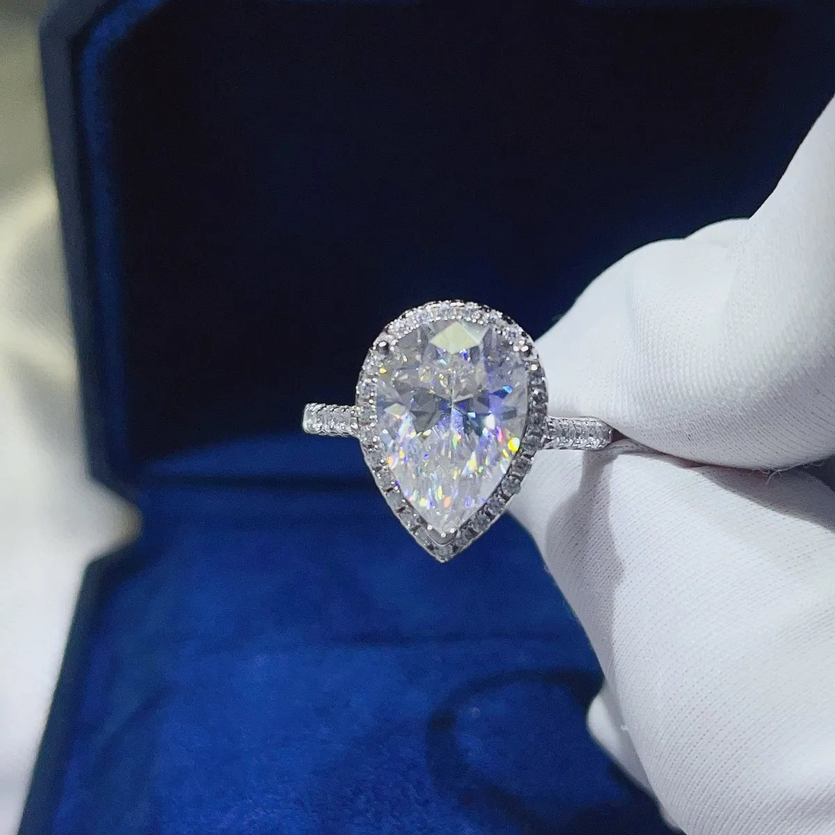 2 Carat Moissanite 925 Sterling Silver Ring OutfitFlow