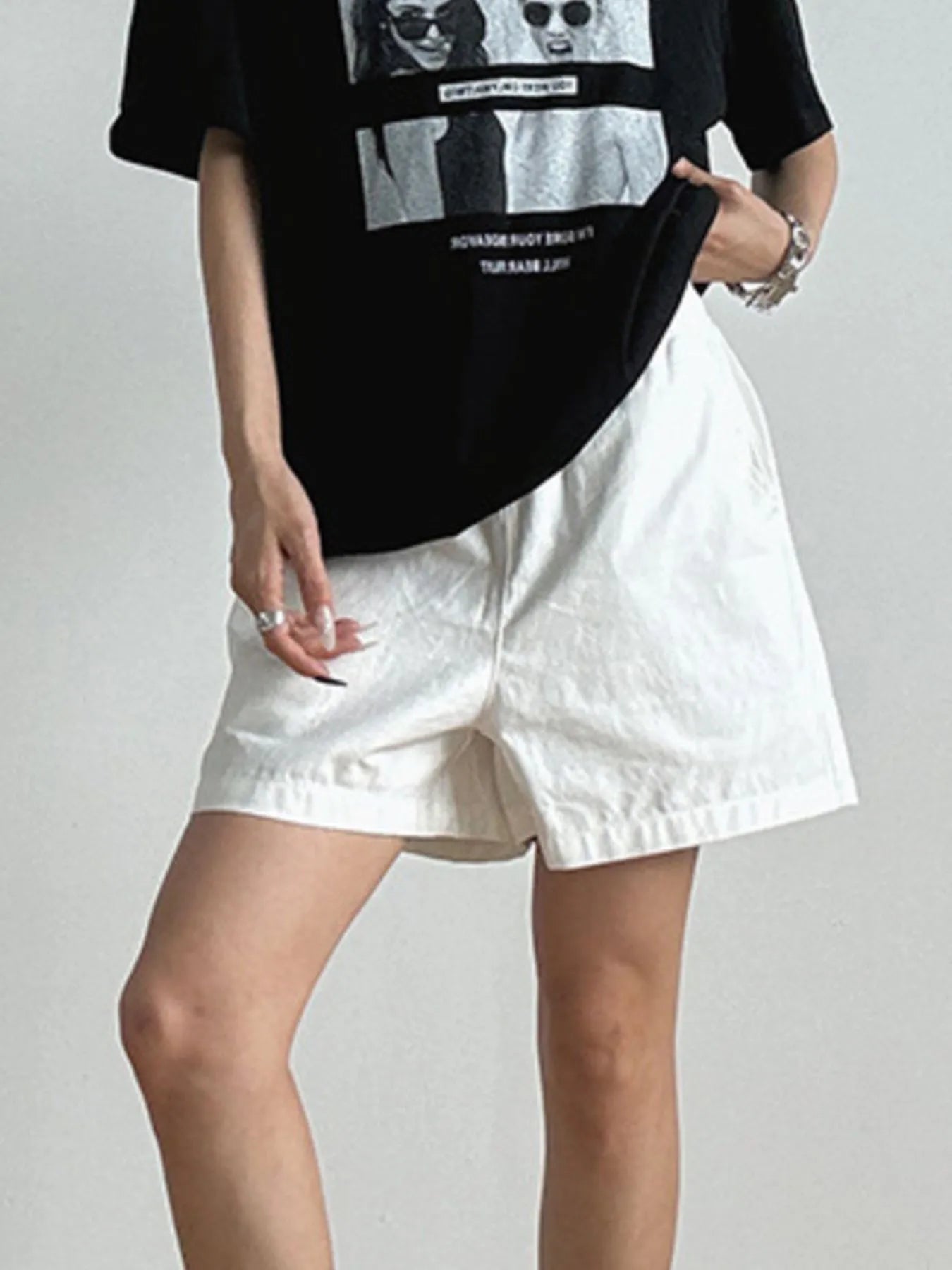 Elastic Waist Casual Shorts OutfitFlow