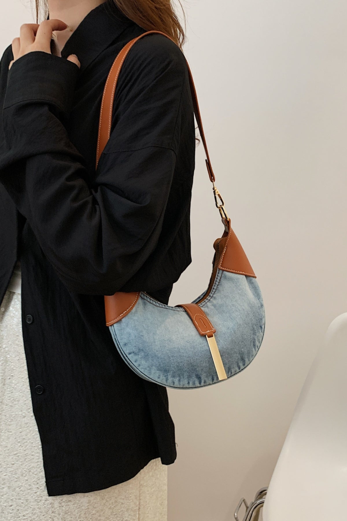 Outfit Flow - Contrast Denim Shoulder Bag