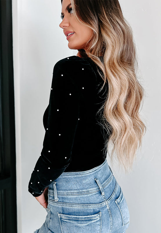 Outfit Flow - Pearl Detail Velvet V-Neck Long Sleeve Bodysuit