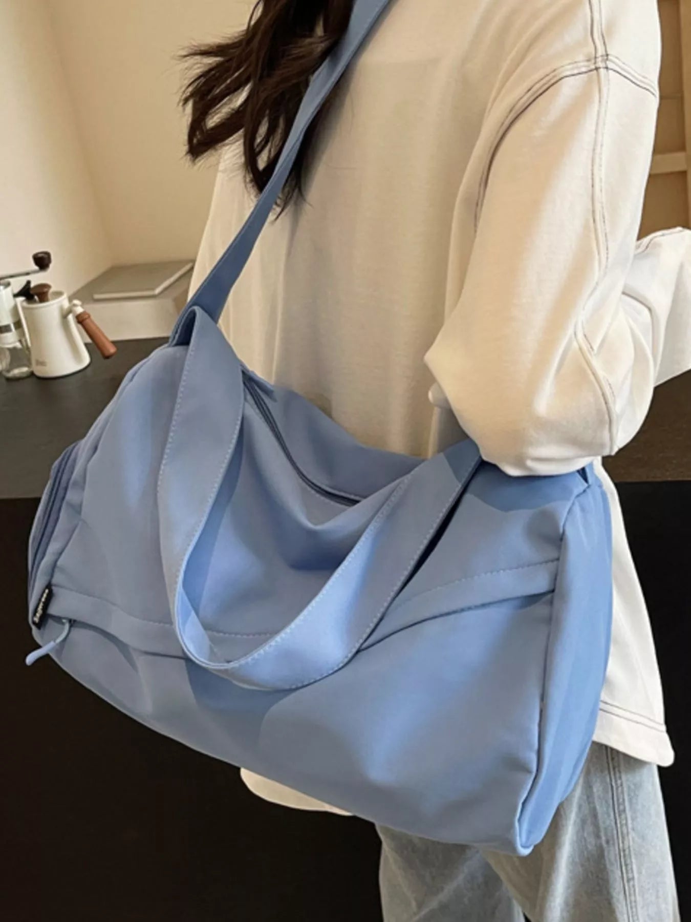 Lightweight Travel Duffel Bag with Shoulder Strap OutfitFlow