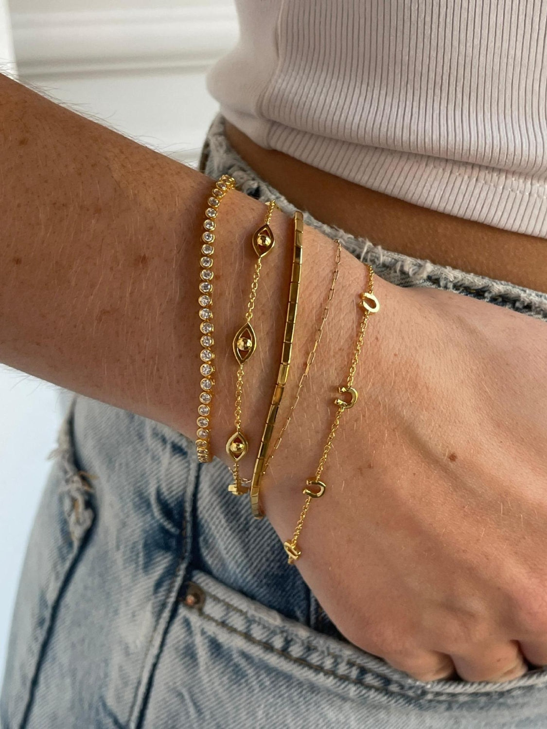 Outfit Flow - 18K Gold-Plated Titanium Steel Bracelet