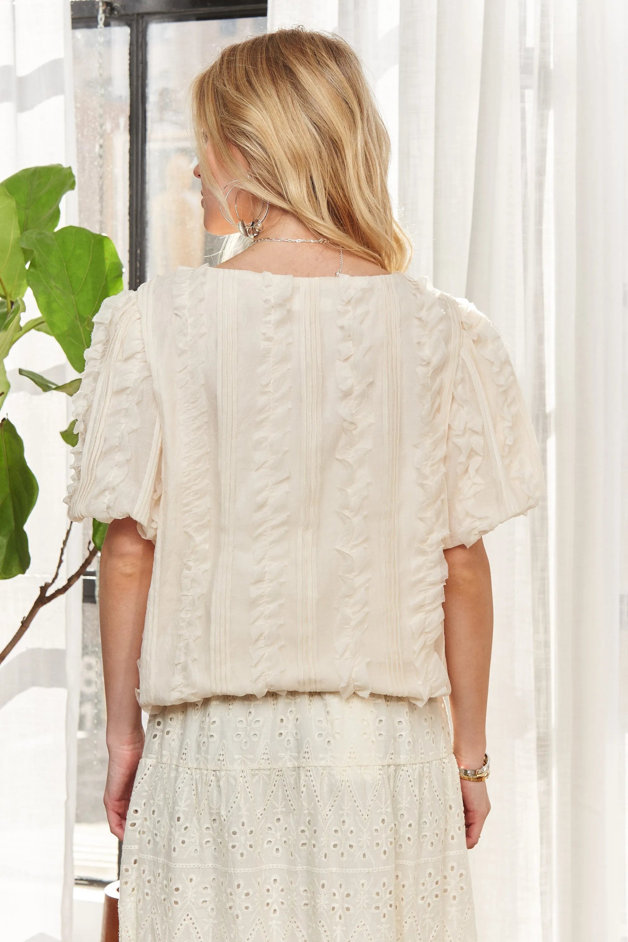 ADORA Solid Puff Sleeves Knit Top OutfitFlow