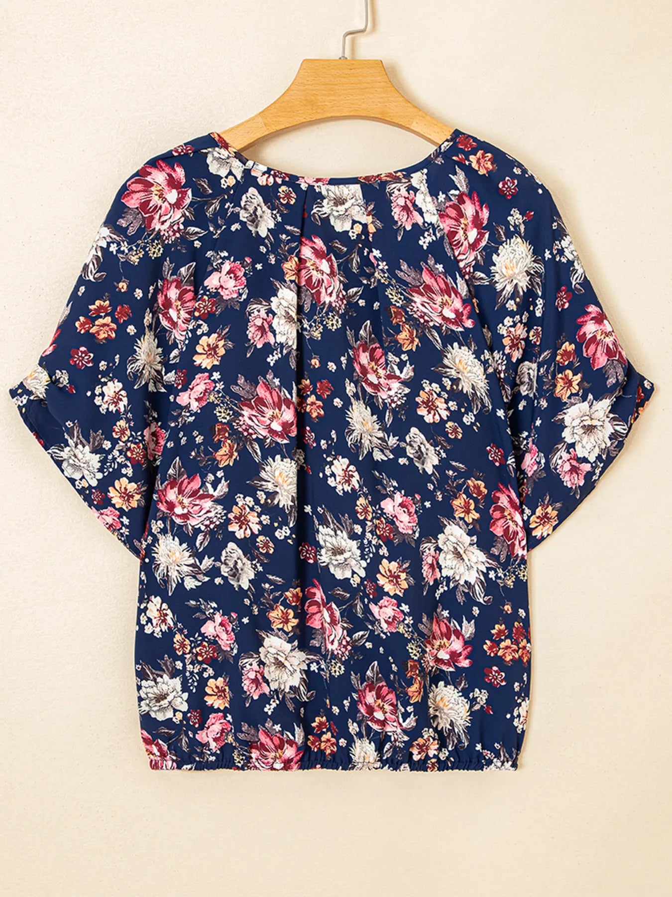 Floral Short Sleeve Scoop Neck Casual Blouse OutfitFlow