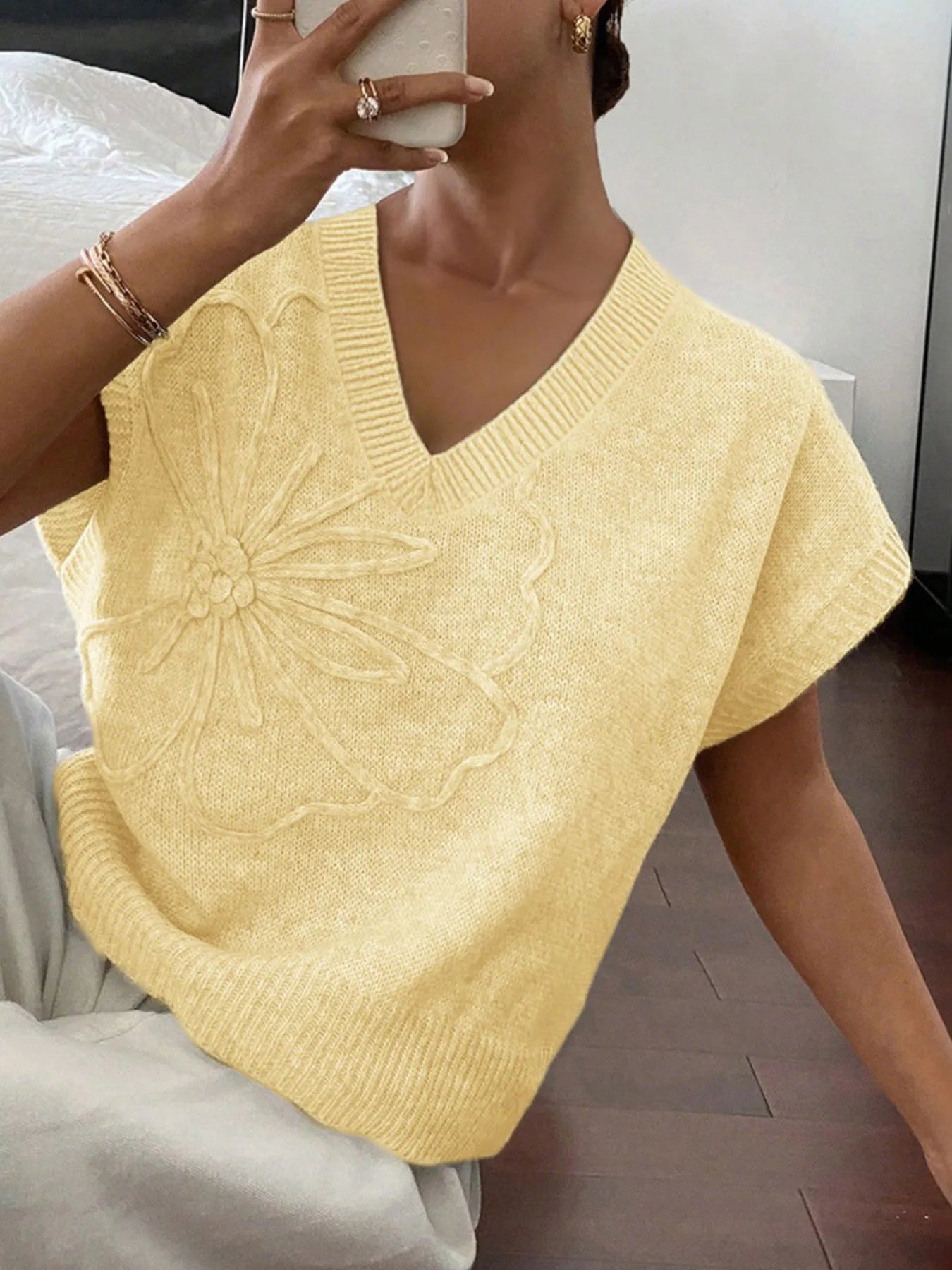 Ribbed Hem V-Neck Short Sleeve Sweater Light Yellow OutfitFlow