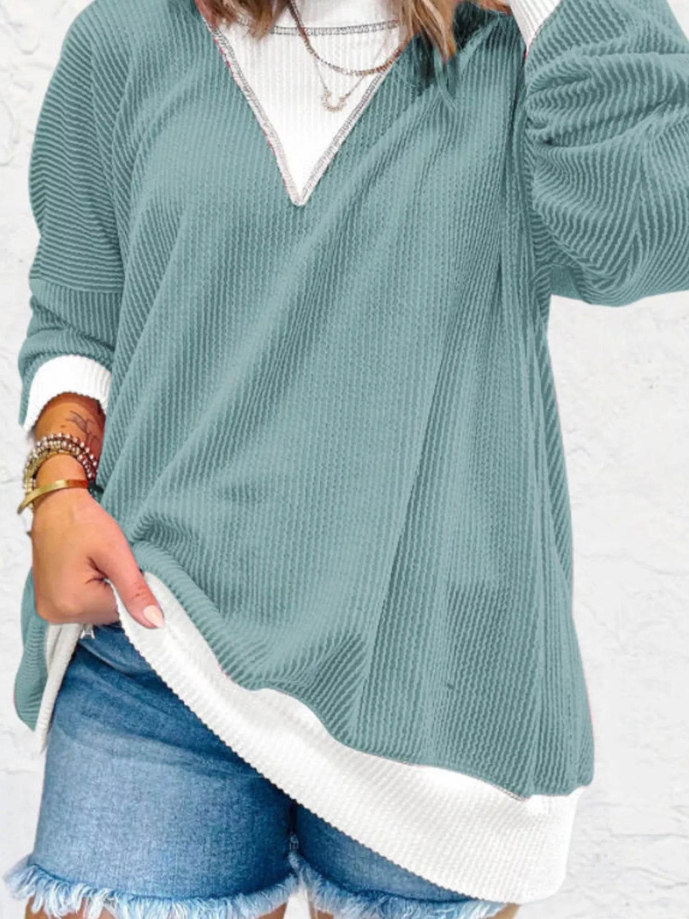 Contrast Dropped Shoulder Sweatshirt OutfitFlow