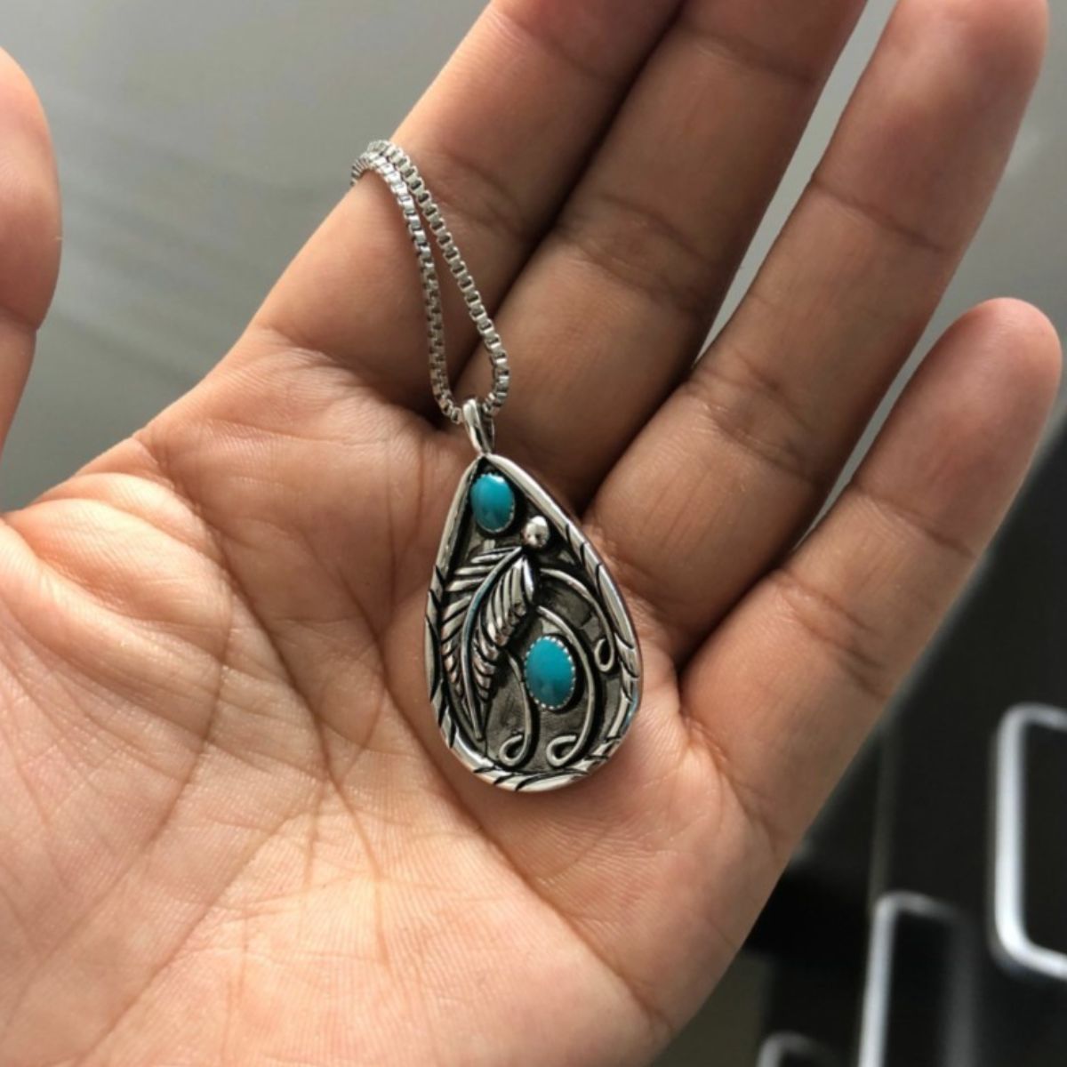 Outfit Flow - Alloy Artificial Turquoise Teardrop Pendant Necklace