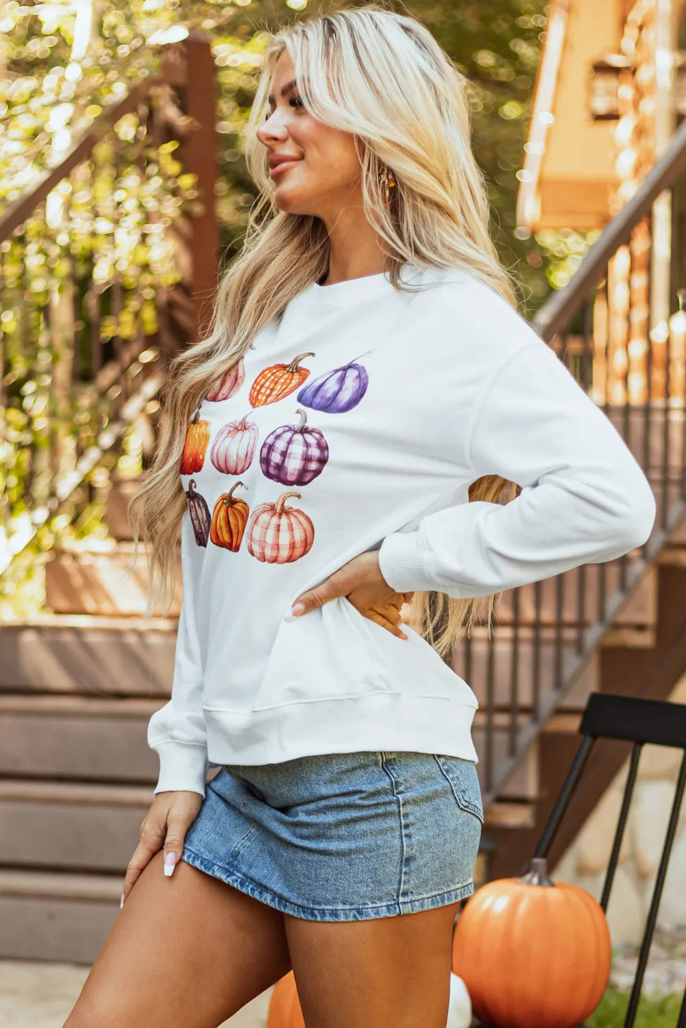 Pumpkin Graphic Long Sleeve Sweatshirt OutfitFlow