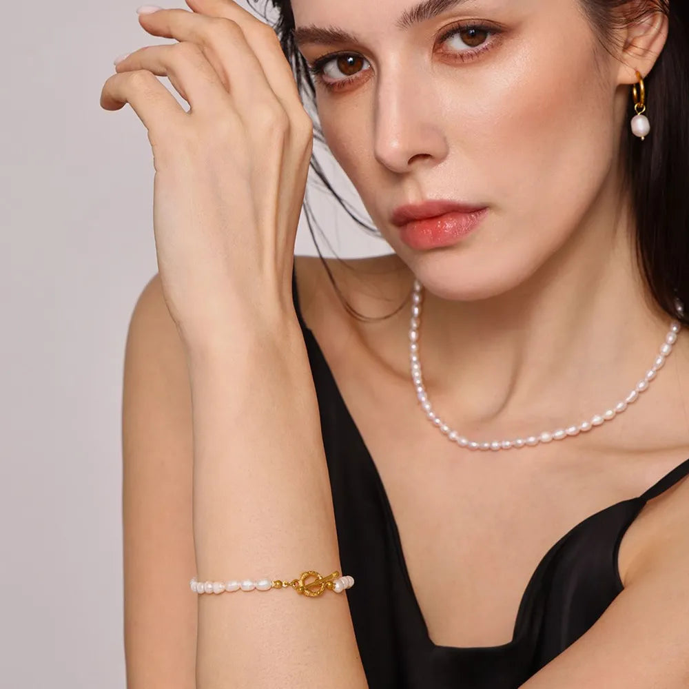 Pearl Necklace, Bracelet and Earrings 4-Piece Jewelry Set OutfitFlow
