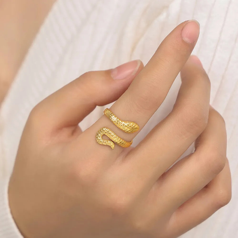 Titanium Steel Snake Shape Bypass Ring OutfitFlow