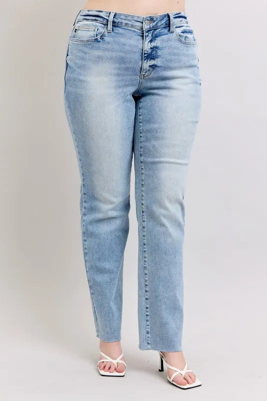 Judy Blue Full Size Mid Rise Light Wash Dad Jeans Plus Size OutfitFlow