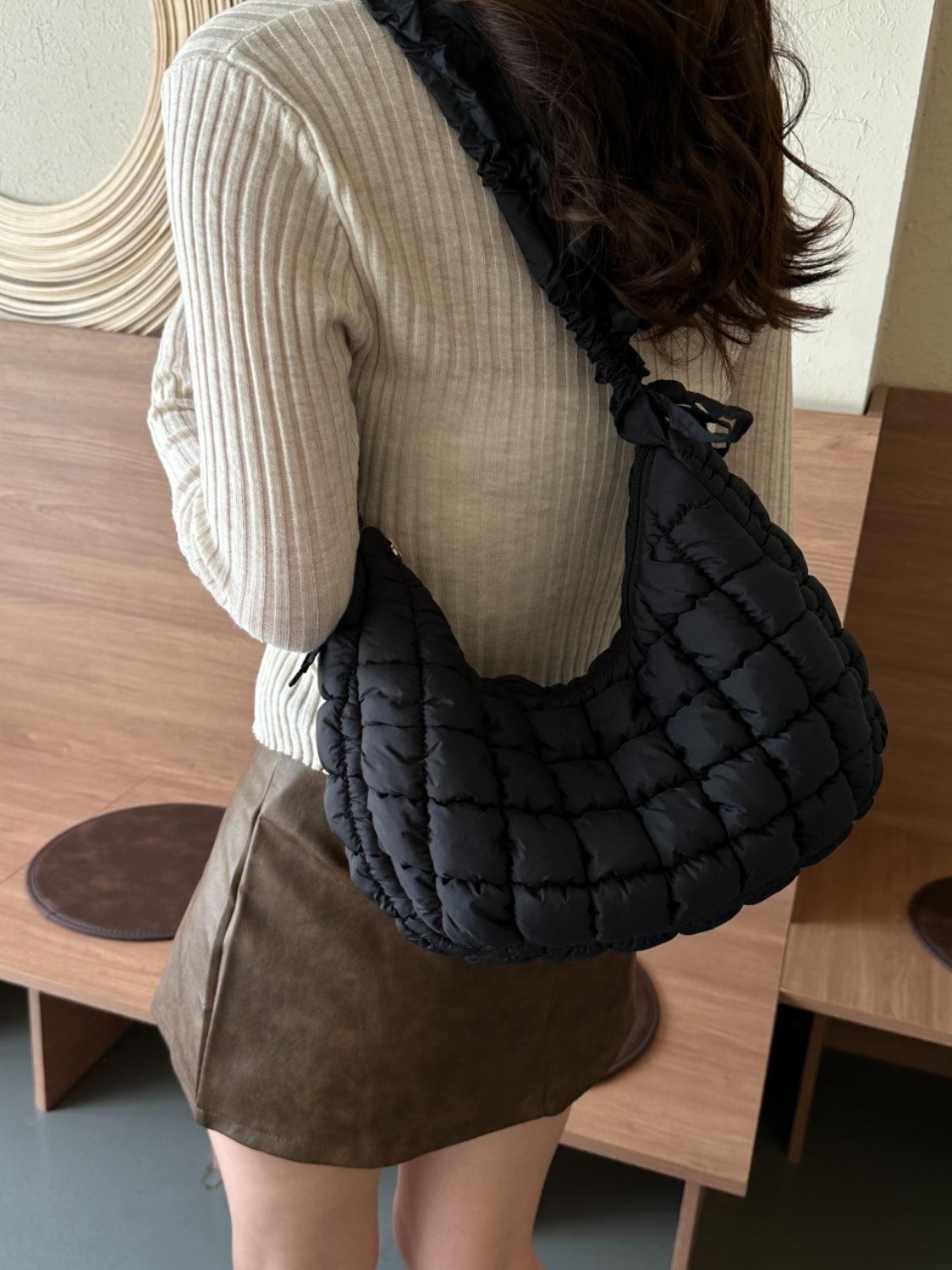 Outfit Flow - Bubble Texture Ruched Strap Quilted Shoulder Bag