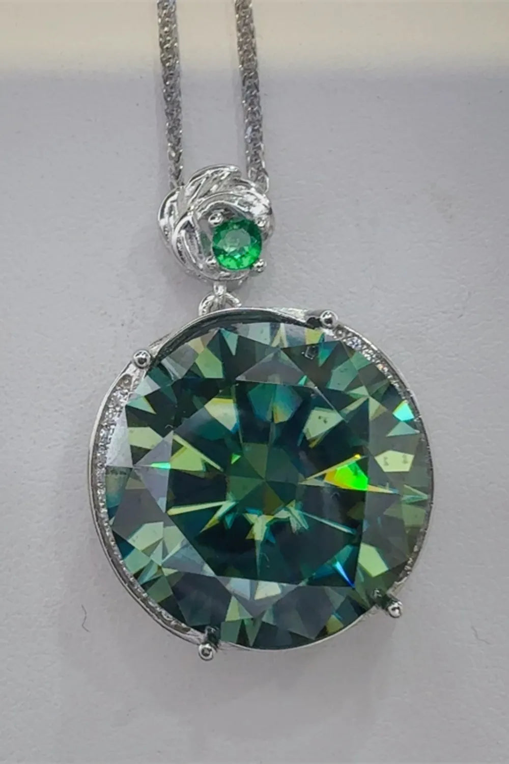 20 Carat Moissanite 925 Sterling Silver Pendant Necklace OutfitFlow