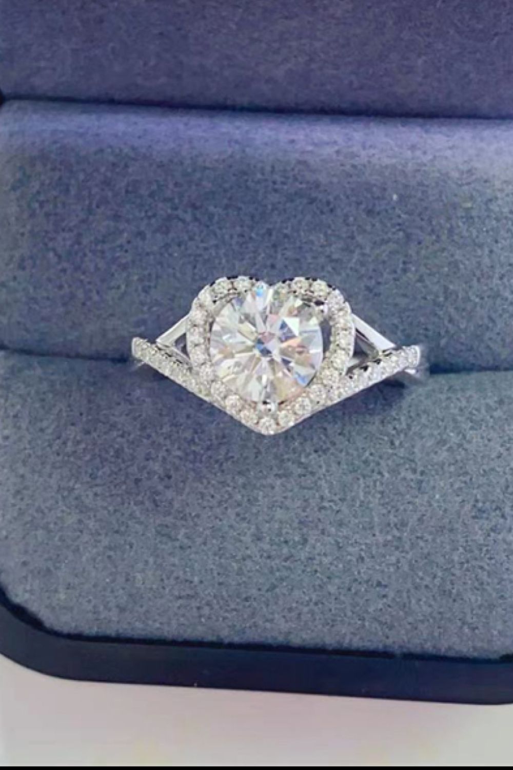 Adored 1 Carat Moissanite 925 Sterling Silver Heart Ring OutfitFlow