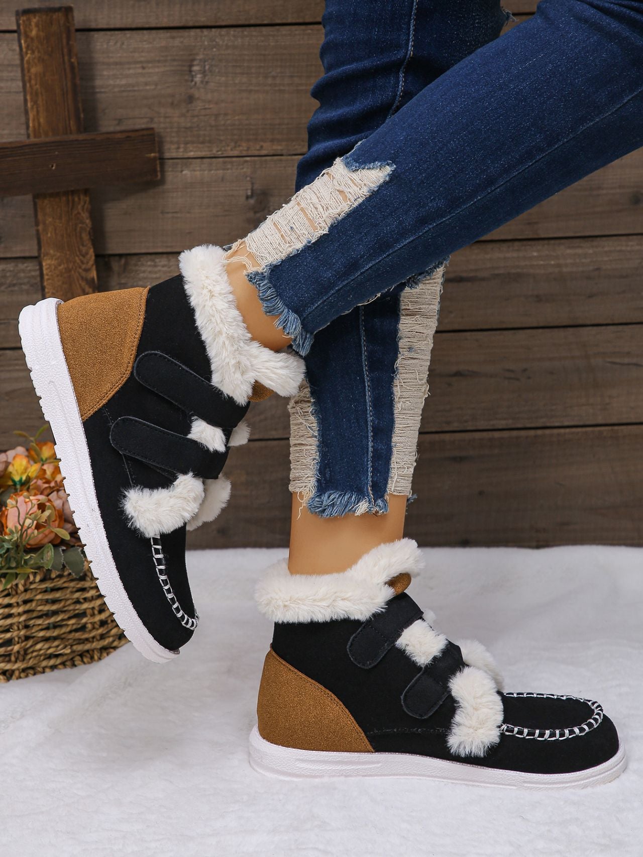 Outfit Flow - Faux Fur Round Toe Flat Boots