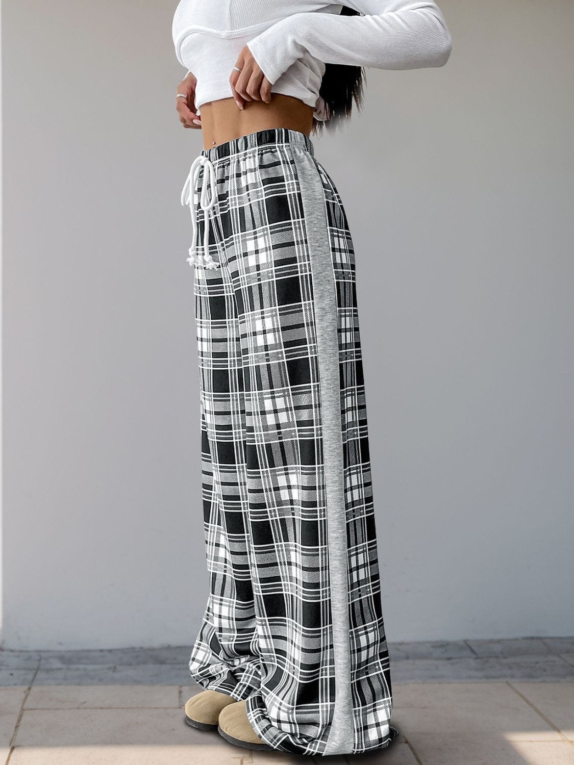 Outfit Flow - Perfee Drawstring Plaid Wide Leg Pants