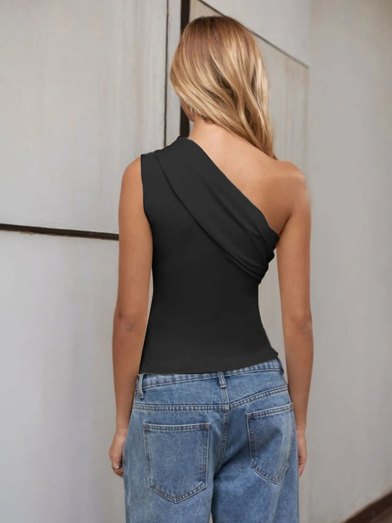 One-Shoulder Tank Top OutfitFlow