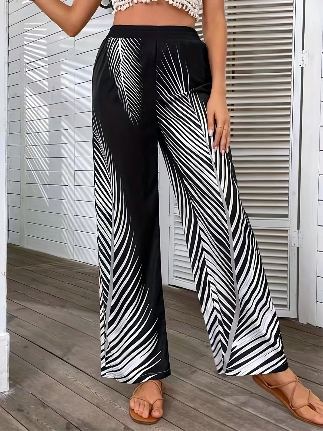 Outfit Flow - Printed Wide Leg Pants