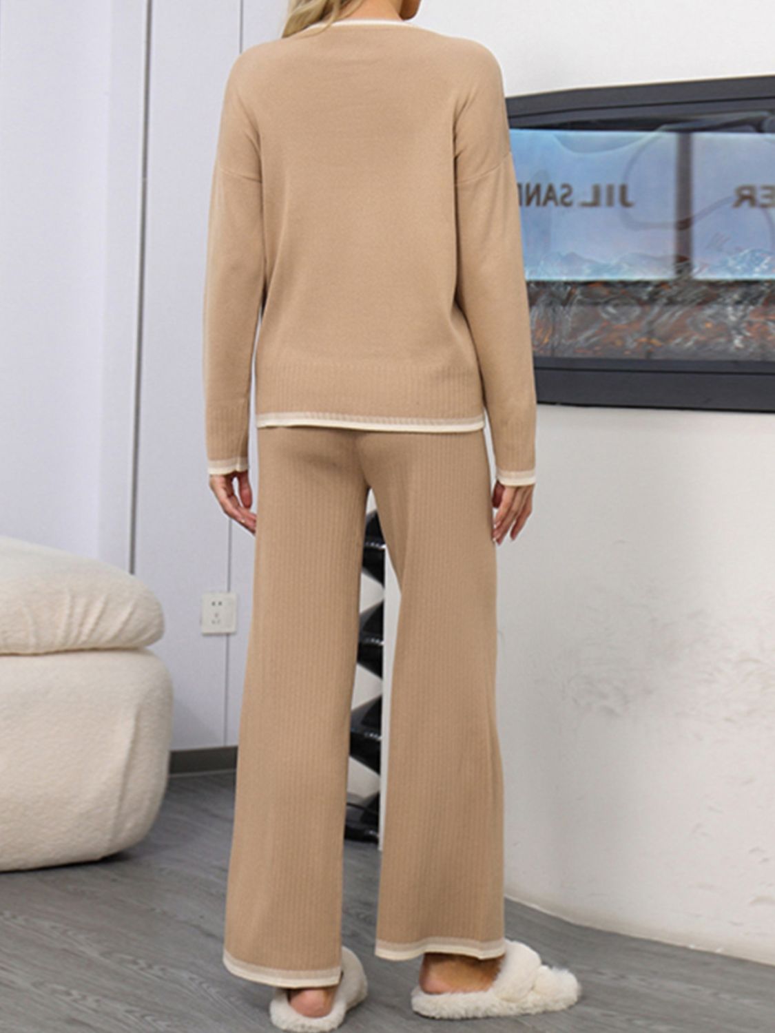 Outfit Flow - Contrast Trim Round Neck Top and Pants Sweater Set