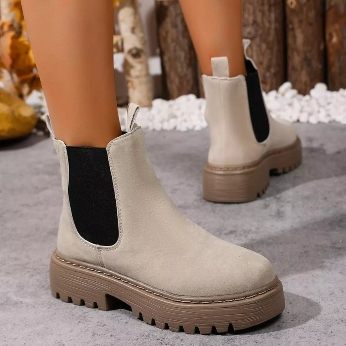 Round Toe Platform Boots OutfitFlow