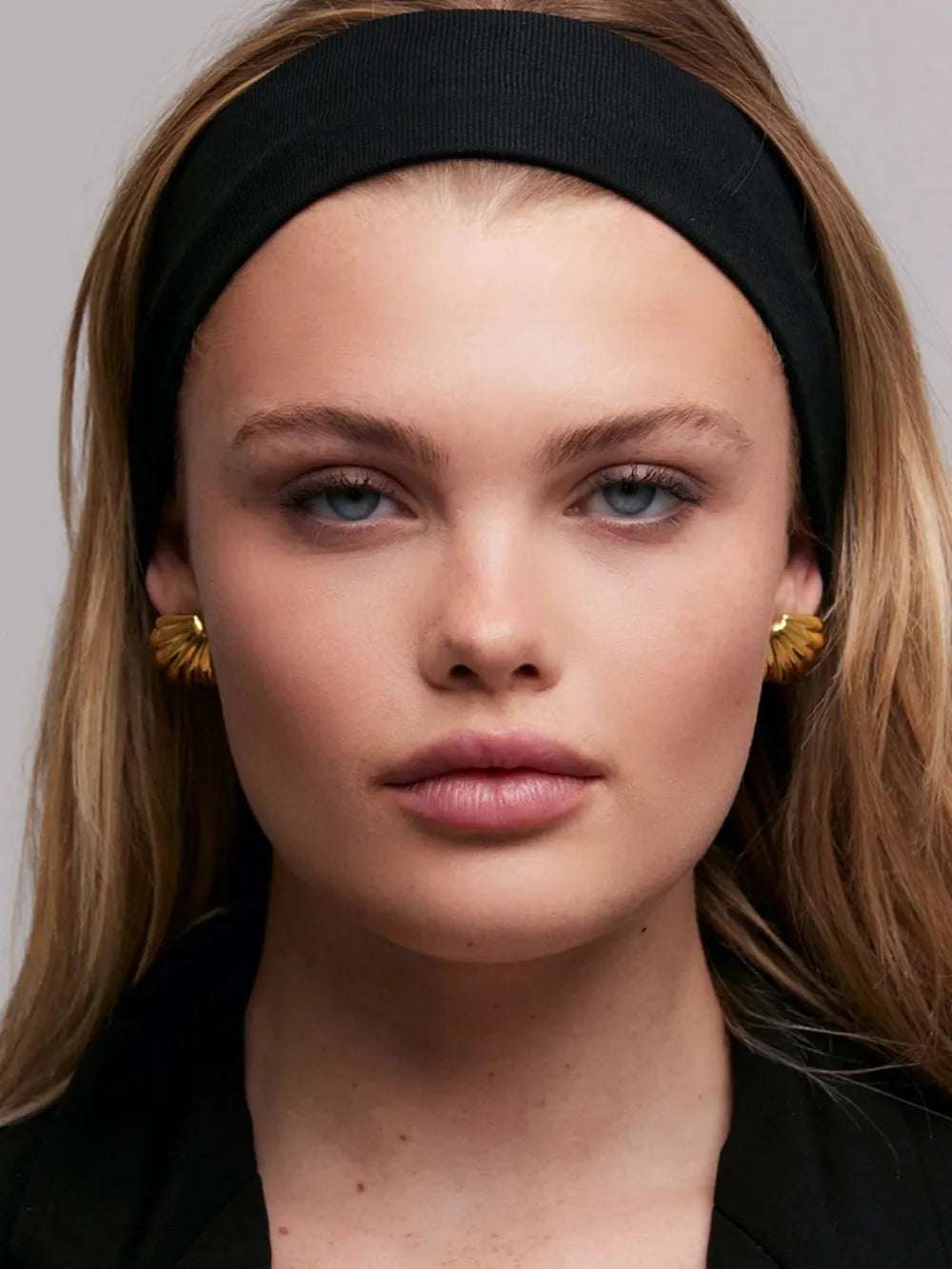 18K Gold-Plated Stainless Steel Shell Stud Earrings OutfitFlow